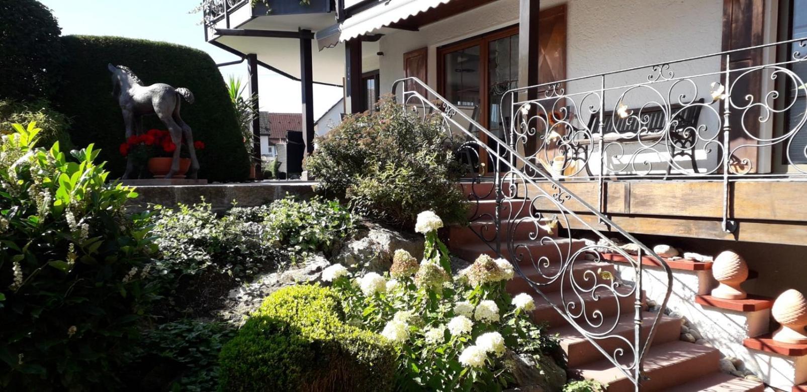 Apartment Feriendomizil Berta Benzingen